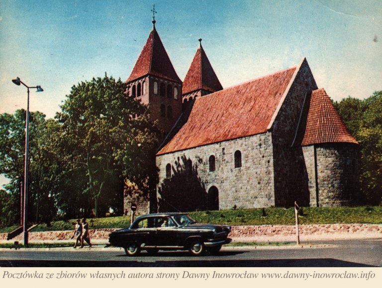 Romański kościół NMP - 1970 rok - Inowrocław. Romański kościół NMP (XII w.)częściowo rekonstruowany w 1901 r.
wg fotografii barwnej J. Wendołowskiego
Biuro Wydawnicze "RUCH"
Pocztówka z 1970 roku.