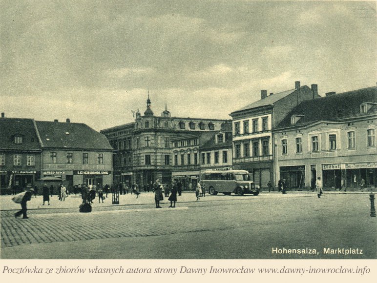 Rynek w Inowrocławiu - 20 maja 1941 roku - Rynek Inowrocław
Hohensalza. Marktplatz.
HO. 04 Verlag Heinrich Hoffmann, Posen
Pocztówka wysłana 20 maja 1941 roku.