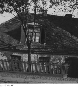 Dom w którym mieszkał Napoleon przy ulicy Poznańskiej. - Fotografia pochodzi z lat 1918 - 1934.