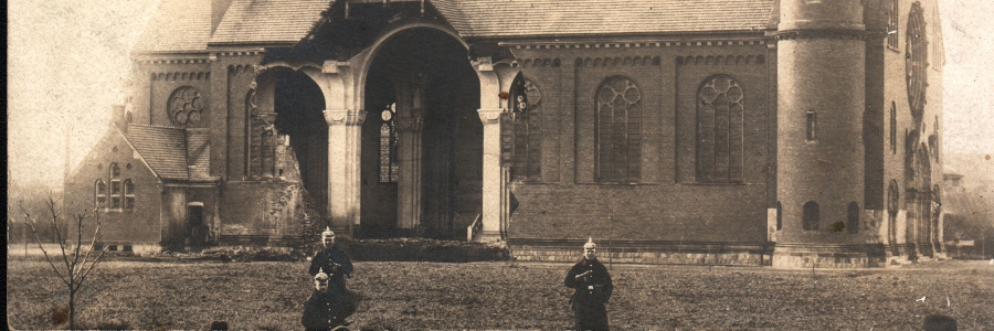 Efekt zapadnięcia się kościoła Matki Boskiej w 1909 r.
